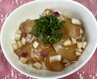 ツナ缶と小松菜の和風亜麻仁オイルソースパスタ